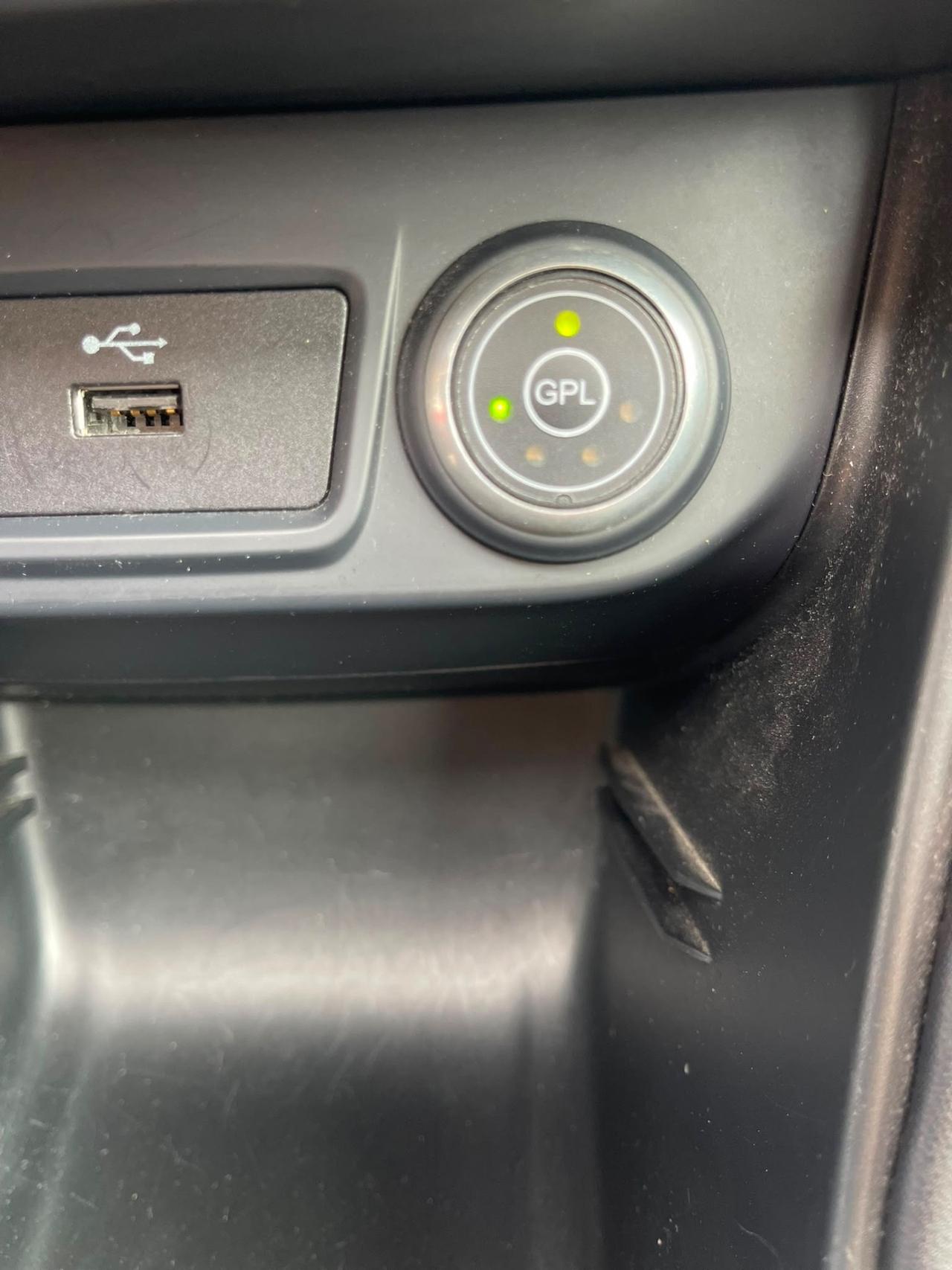 Dr DR4 1.6 gpl 2018 tetto apribile