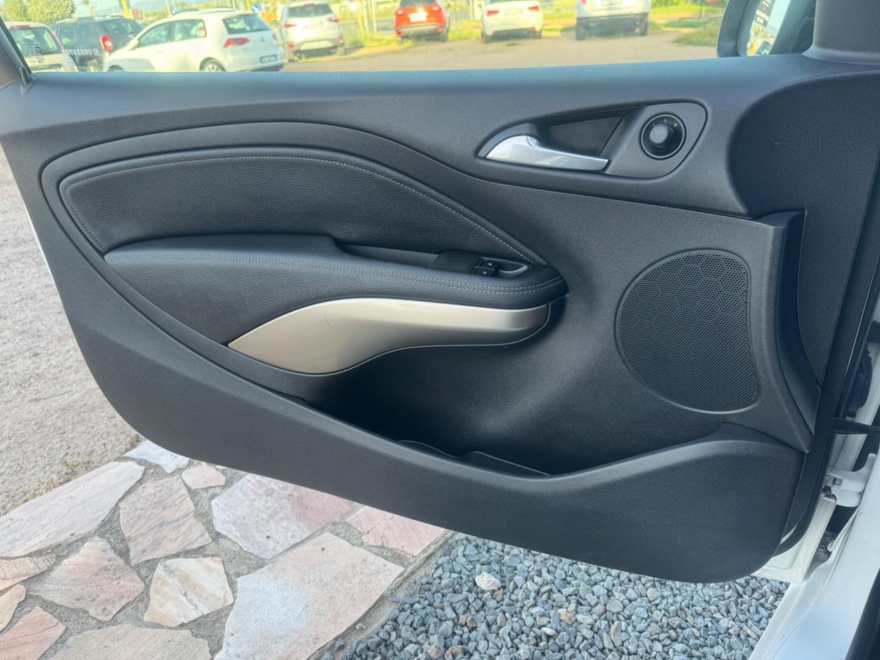 Opel Adam 1.2 70 CV