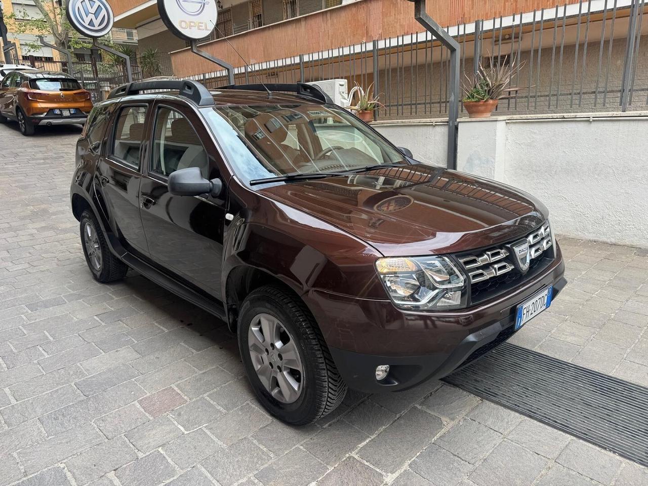 Dacia Duster 1.6 115 cv GPL Laureate