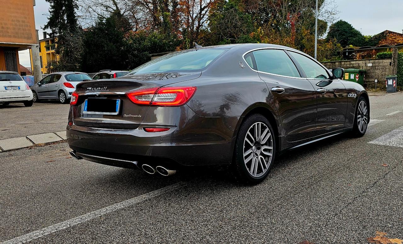 Maserati Quattroporte V6 Diesel 275 CV