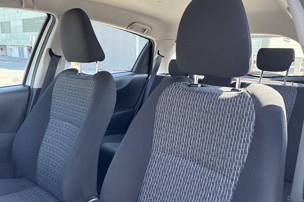 TOYOTA Yaris 1.0 5 porte Lounge