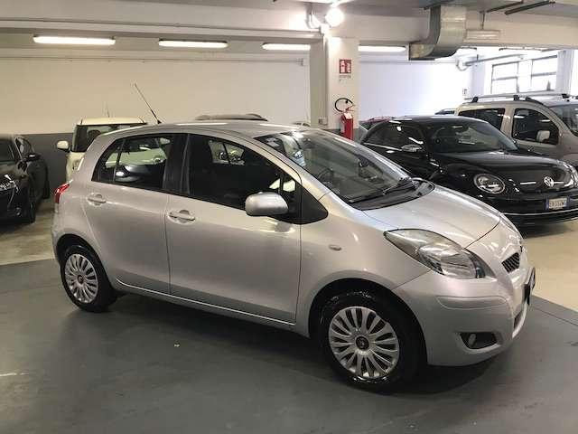 Toyota Yaris Yaris 5p 1.0 Sol / POCHI KM / BEN TENUTA