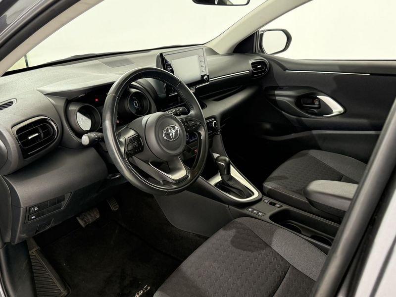 Toyota Yaris Hybrid Active MY22