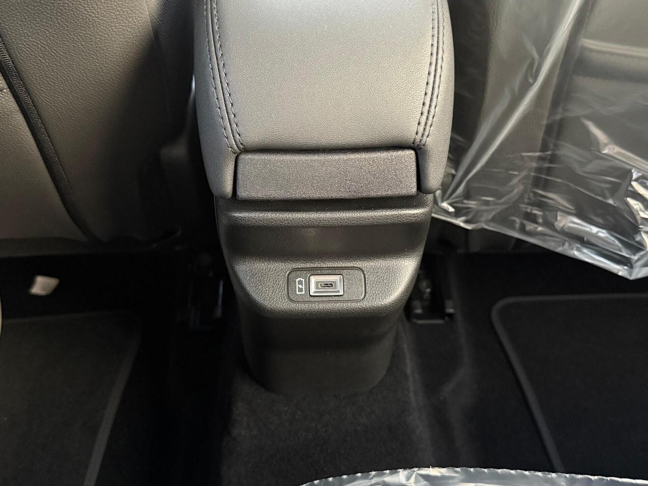 Jeep Avenger 1.2 Turbo 100 CV MHEV Summit
