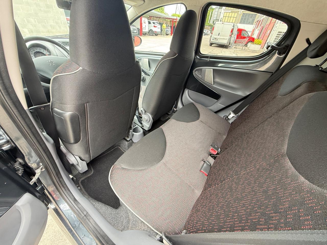 Peugeot 107 1.0 68CV 5p. Active 2Tronic