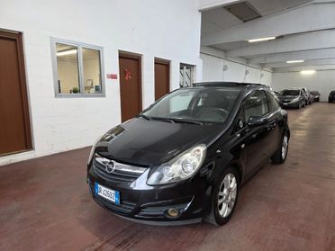 Opel Corsa 1.2 3 porte Sport benzina neopat