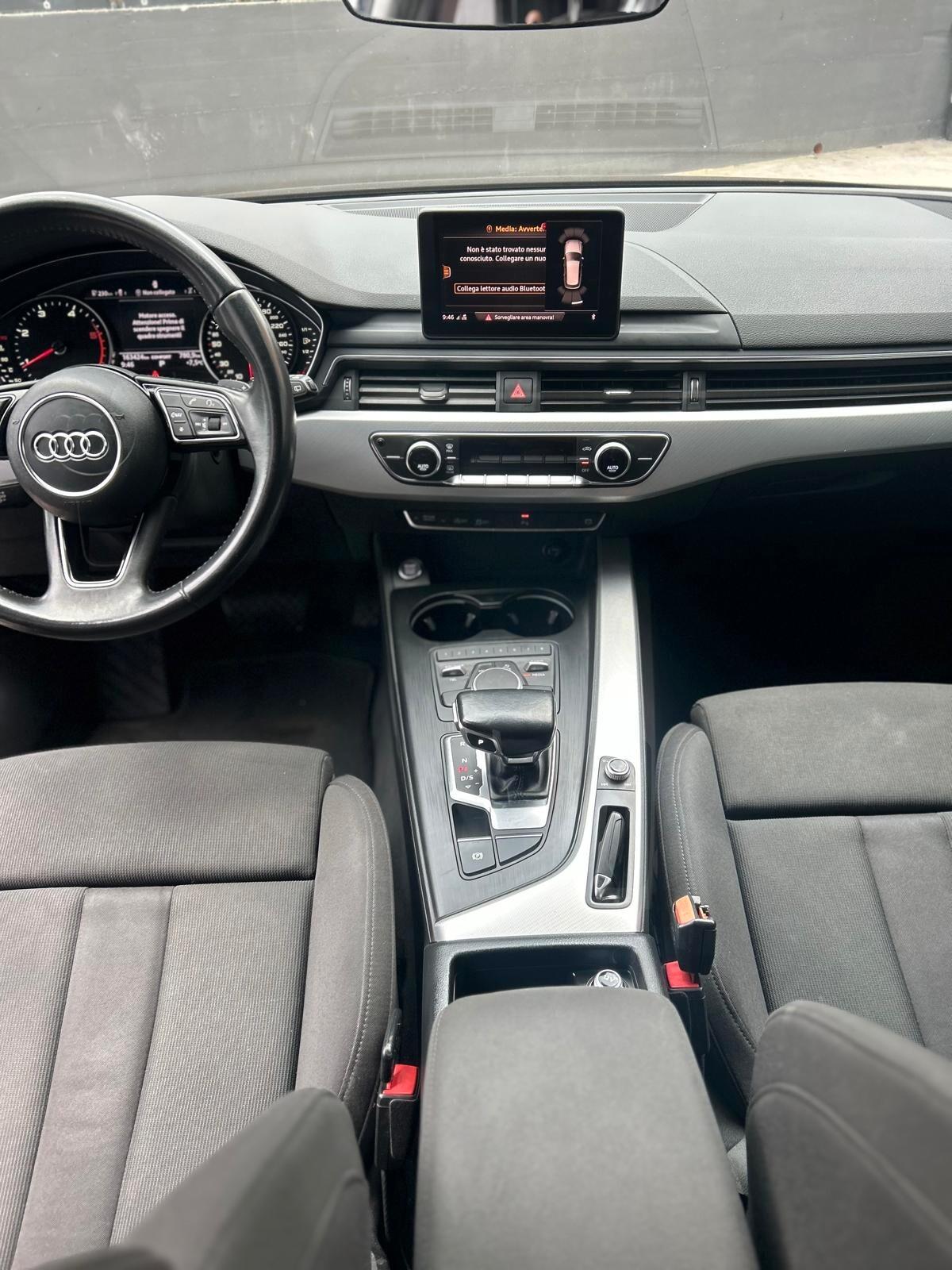 Audi A4 Avant 2.0 TDI 150 CV S tronic S line edition