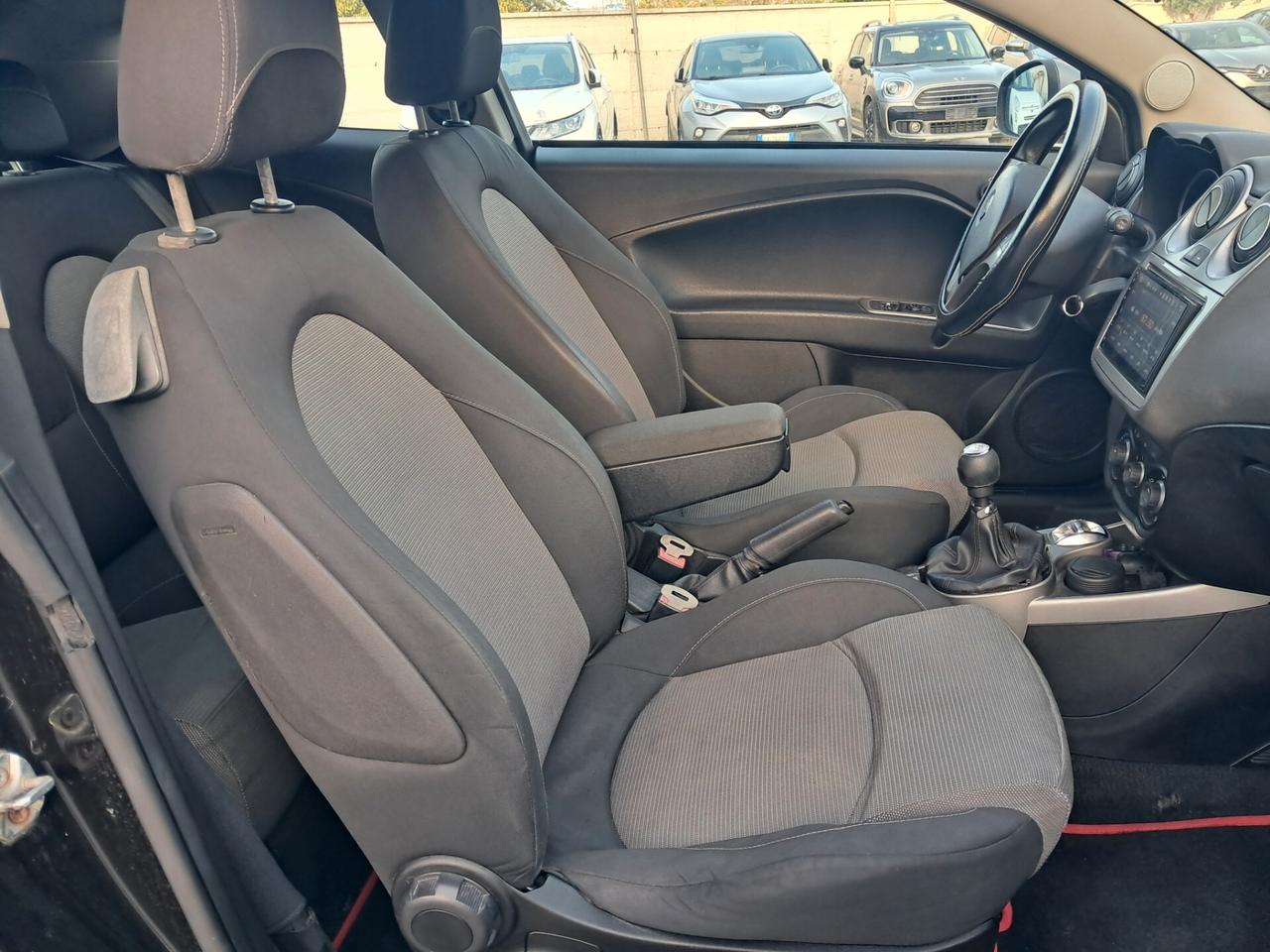 Alfa Romeo MiTo 1.6 JTDm-2 120cv Distinctive