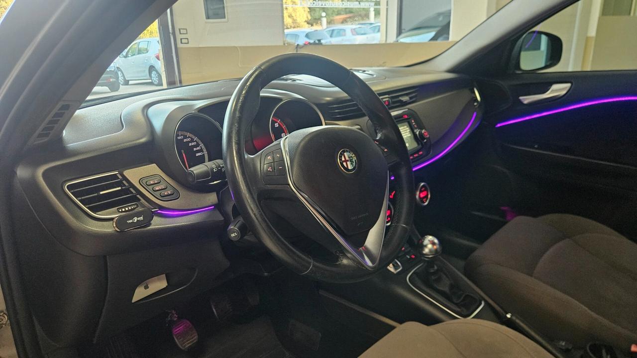 Alfa Romeo Giulietta 1.6 JTDm-2 105 CV Exclusive