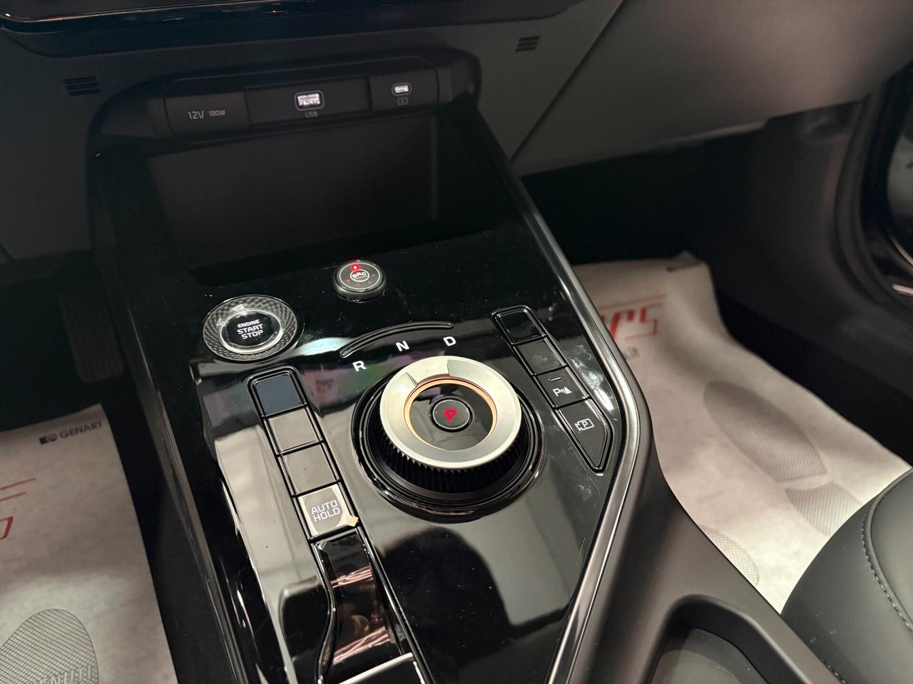 Kia Niro 1.6 TRIFUEL GPL HEV Style 126cv DCT6 Auto KM0.