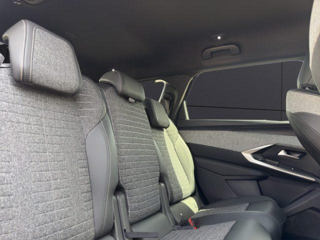 PEUGEOT 5008 Hybrid 136 e-DCS6 Allure