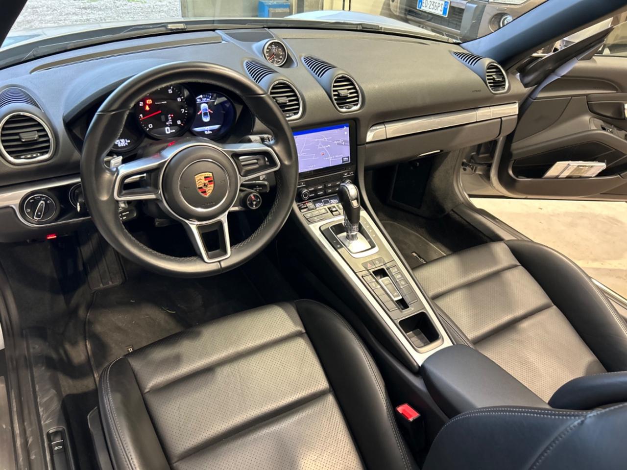 Porsche 718 Spyder Boxster PDK