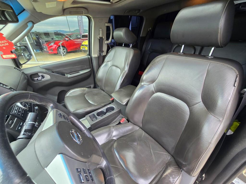 Nissan Navara 3.0 V6 DCI 231CV "LE" CON PREZZO REALE!