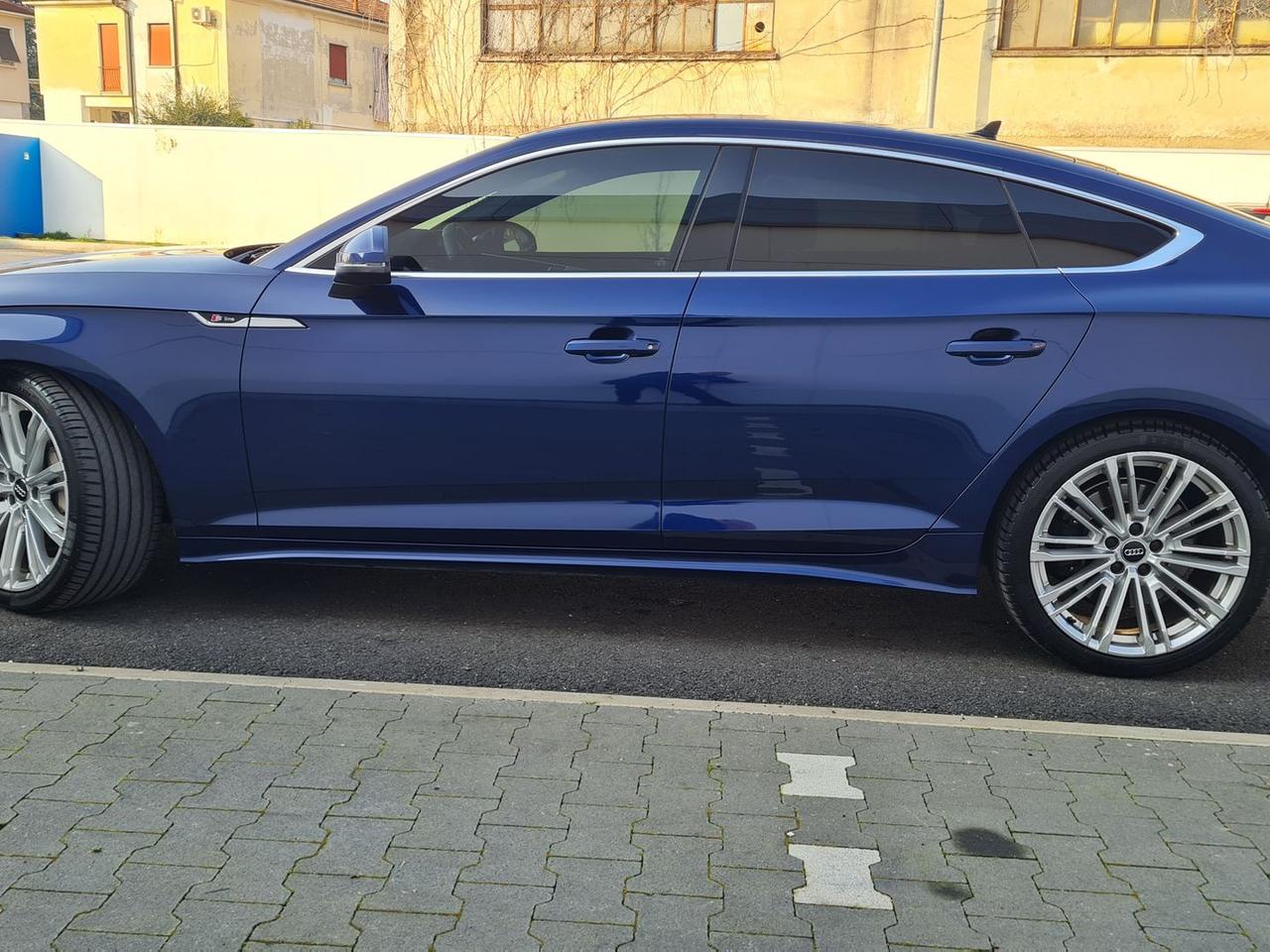 Audi A5 3.0 45 TDI Sport Attitude #9638