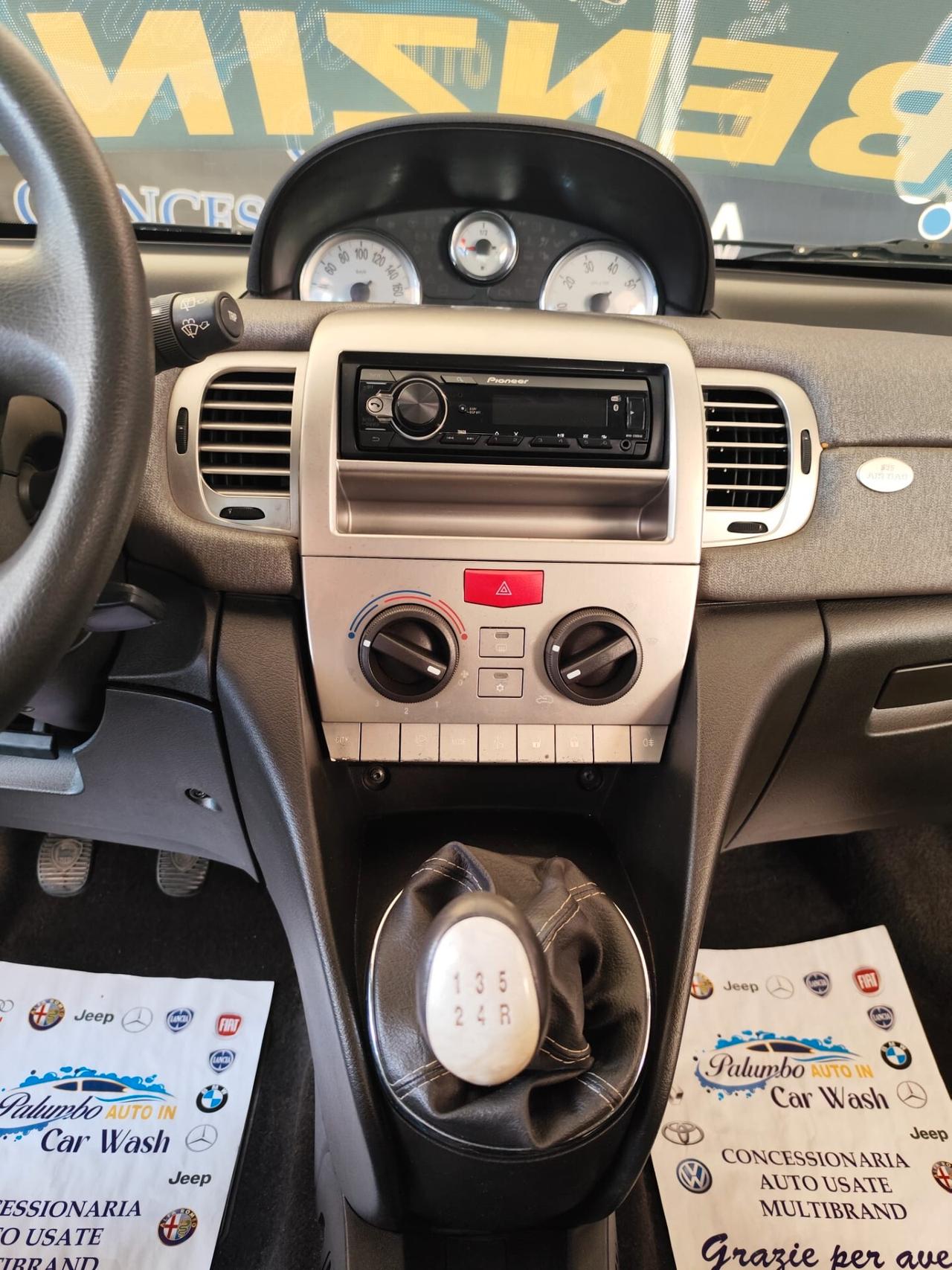 Lancia Ypsilon 1.2 benzina