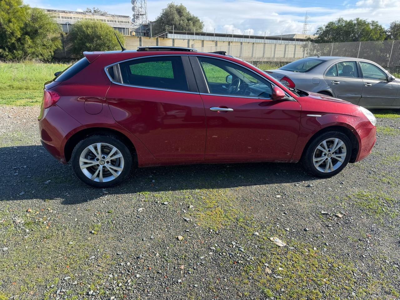 Alfa Romeo Giulietta 1.6 JTDm-2 105 CV Distinctive