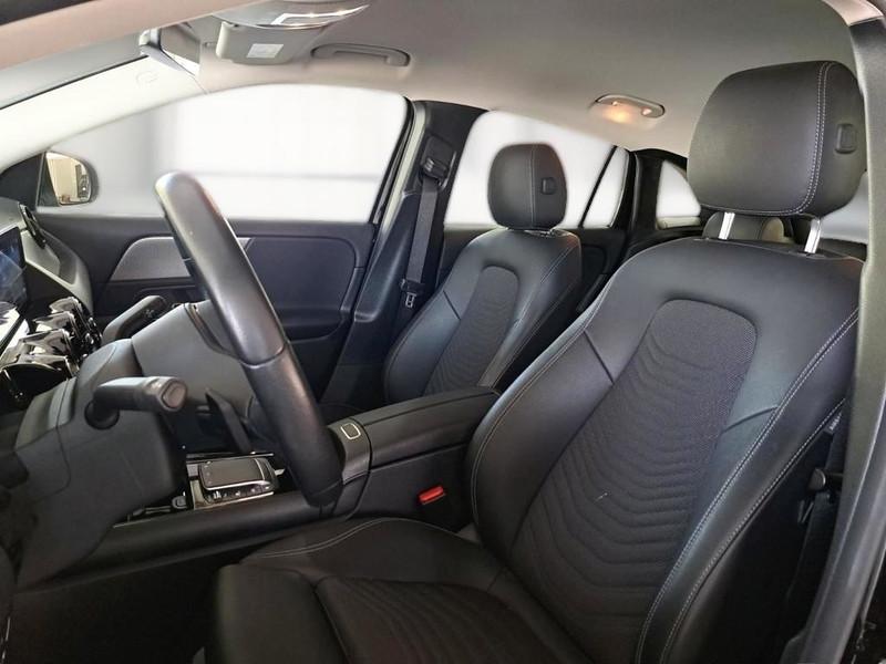 MERCEDES-BENZ GLA 180 AUTOMATIC BUSINESS EXTRA CROSSOVER
