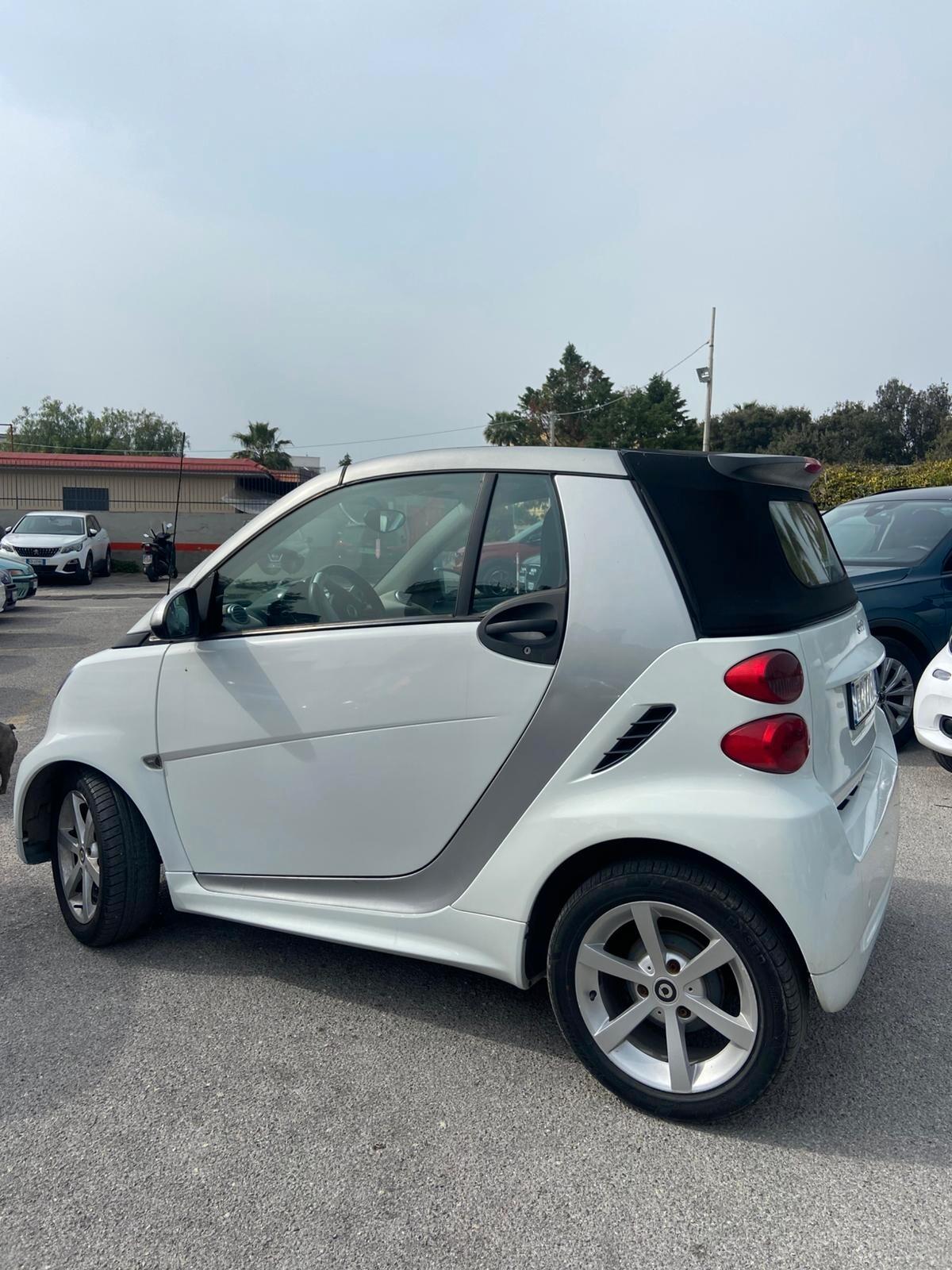 Smart ForTwo 1000 62 kW cabrio pulse