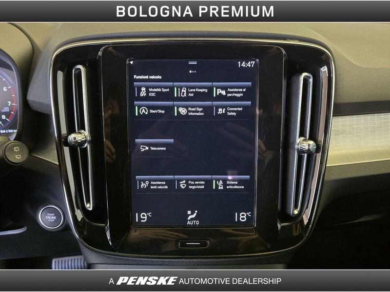 Volvo XC40 XC40 T3 Geartronic Momentum Pro