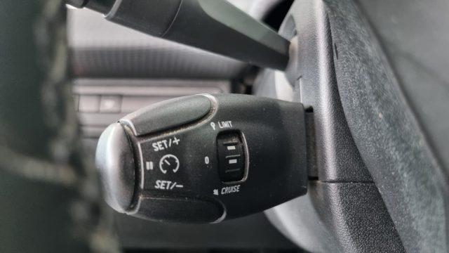 PEUGEOT 2008 1° serie BlueHDi 100 Allure