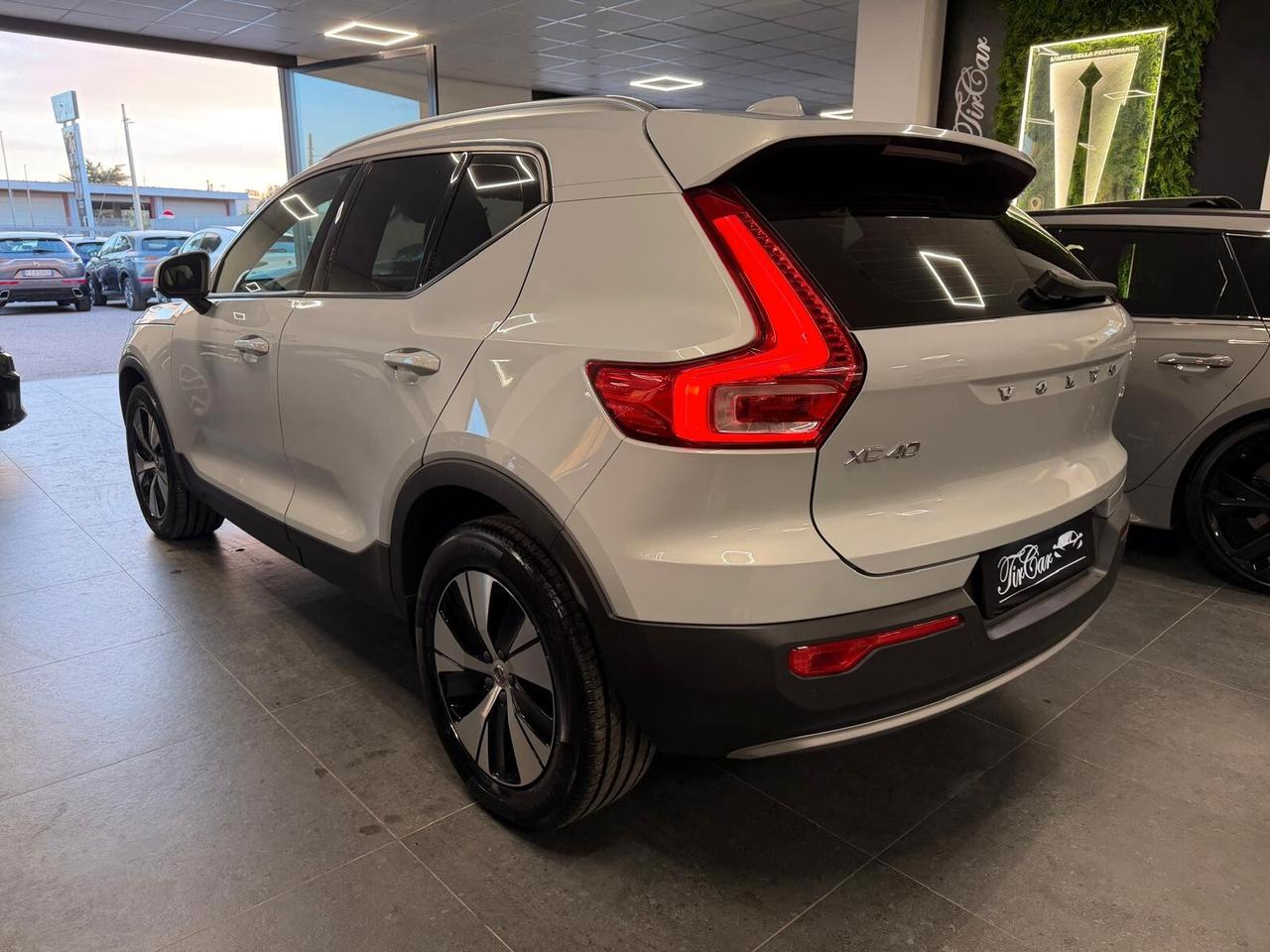 VOLVO XC 40 D3 GEARTRONIC 2.0 150CV PELLE NAVI CAM ANNO 2020