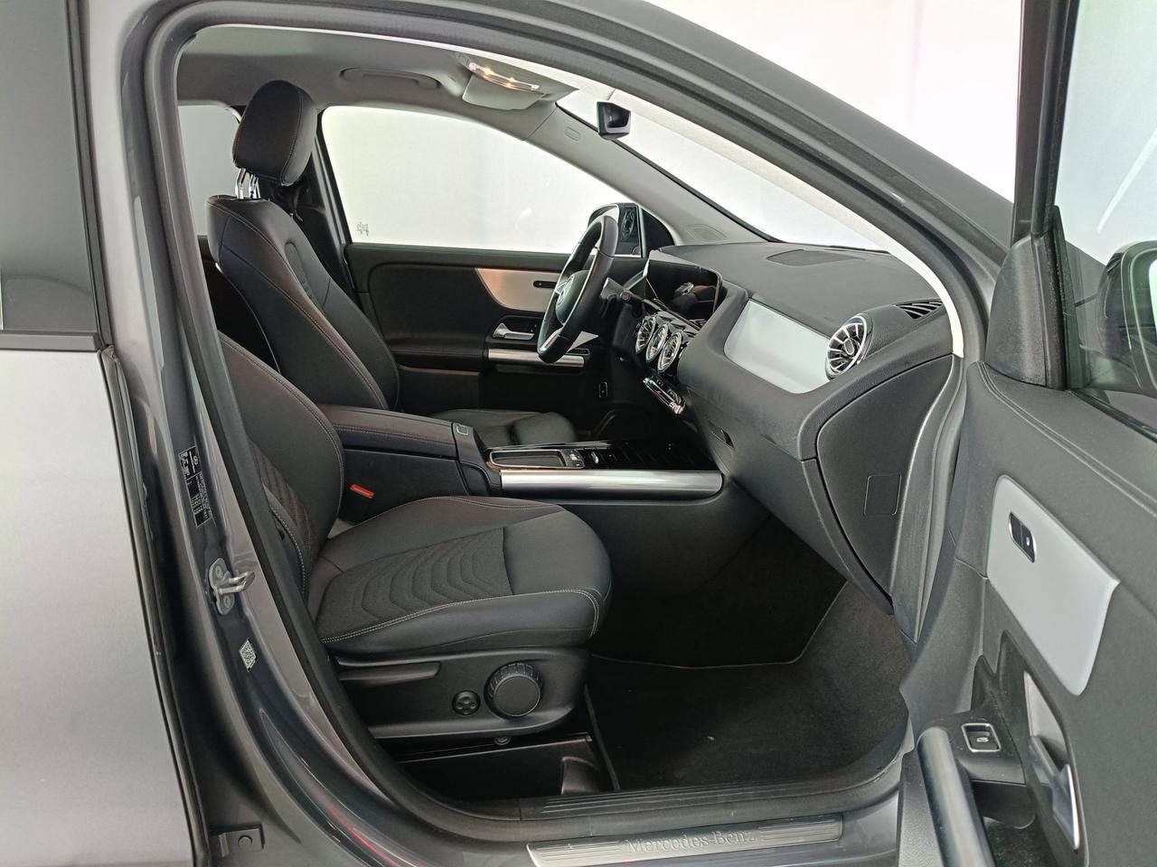 Mercedes-Benz GLA-H247 2023 - GLA 180 d Progressive Advanced Plus auto