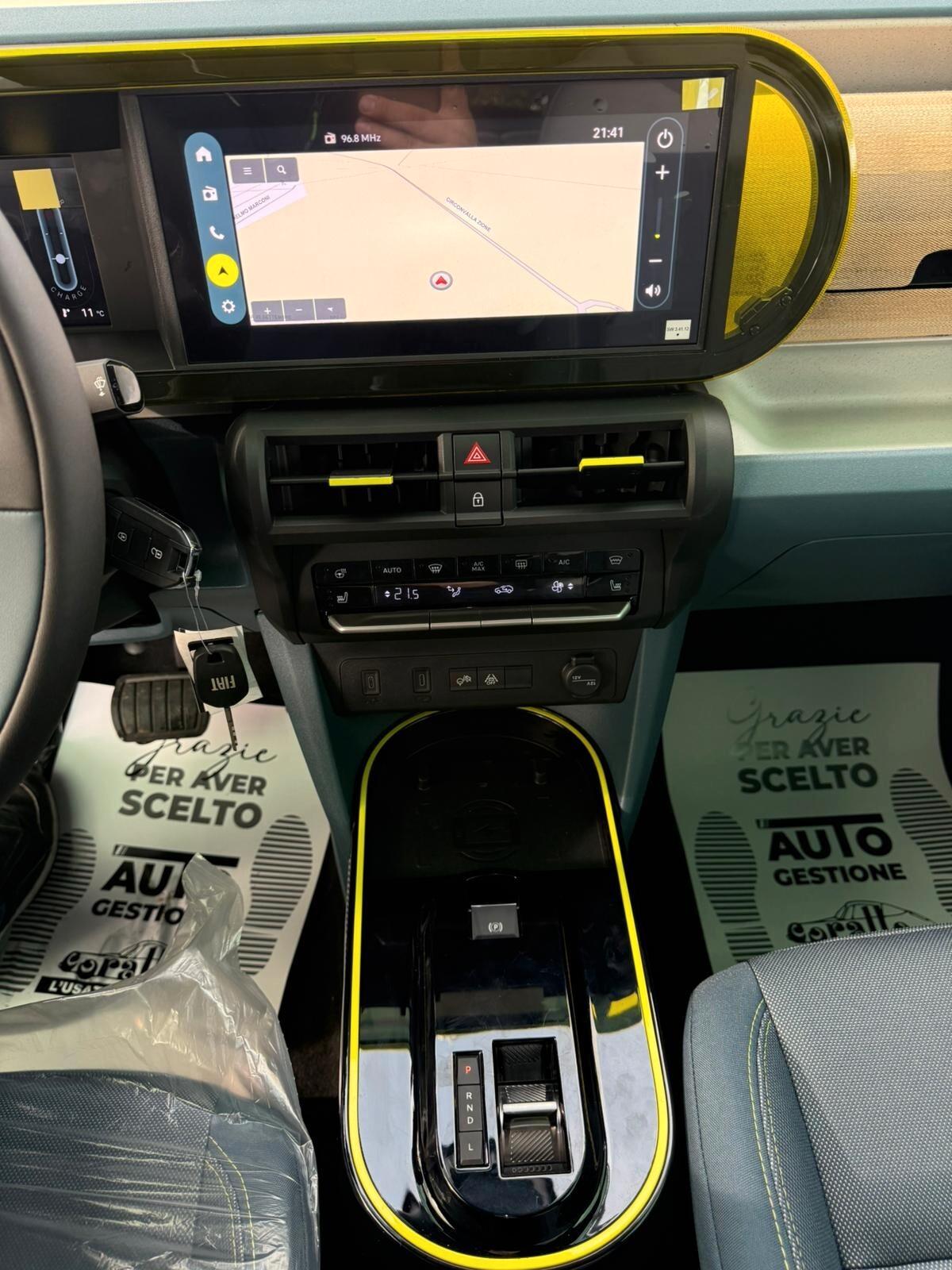 Fiat Grande Panda 1.2 Hybrid 110 CV S&S La Prima