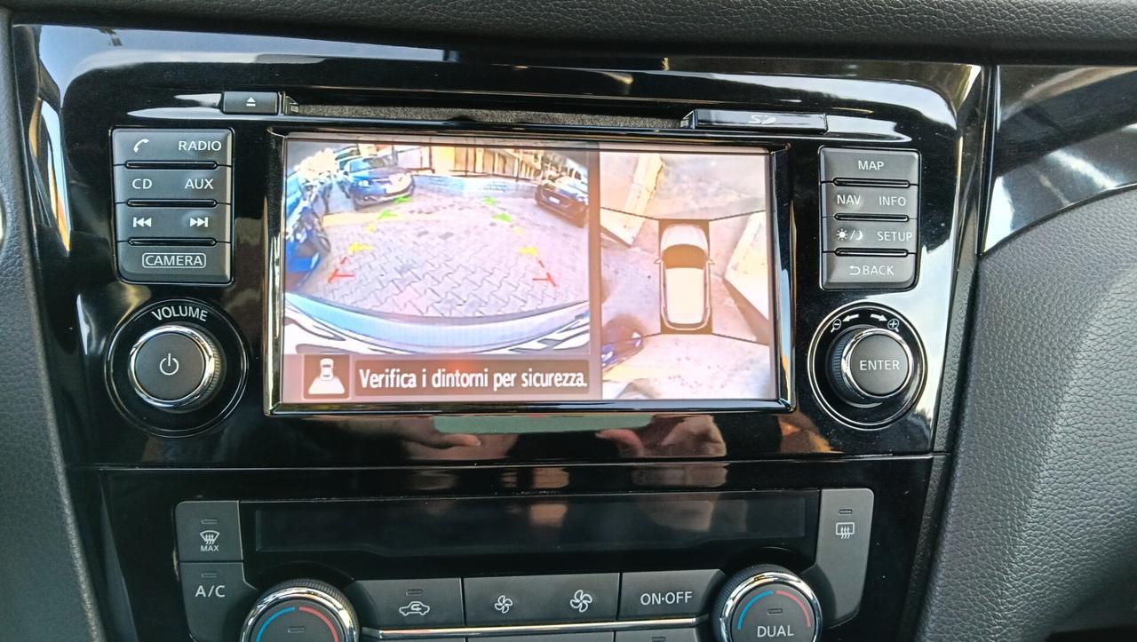 NISSAN QASHQAI 1.6 DCI-TETTO-RETROC