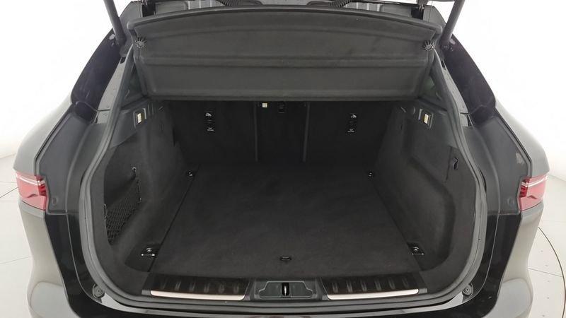 Jaguar F-Pace 2.0 D 163 CV AWD aut. SE