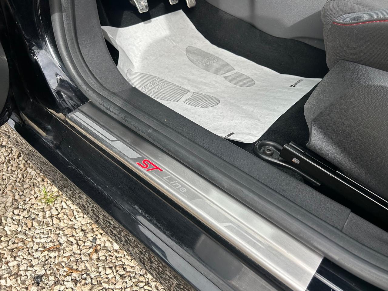 Ford Fiesta 1.5TDCi 5P ST-LINE NAVI