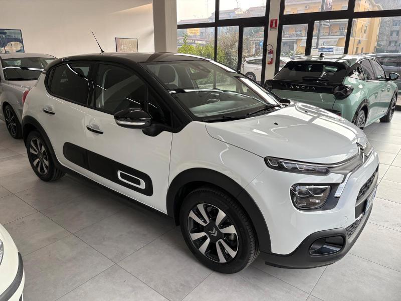 Citroen C3 1.2 puretech Shine s&s 83cv neopatentati