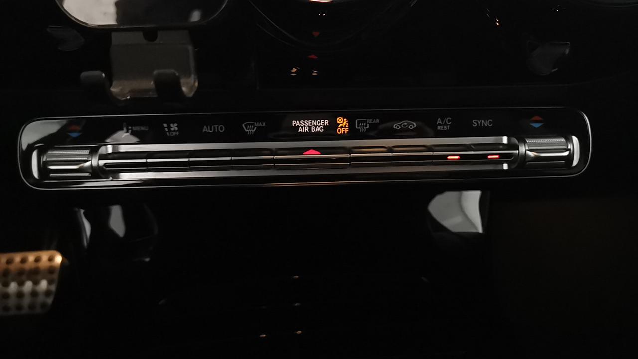 Mercedes-Benz CLA Sh.Brake - X118 - CLA Shooting Brake 220 d Premium auto