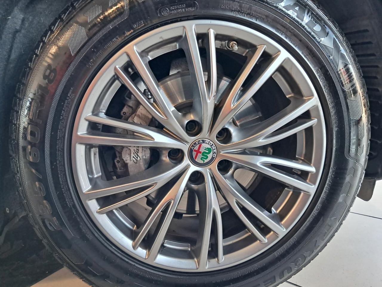 Alfa Romeo Stelvio 2.2 Td 160 cv AT8 RWD Business
