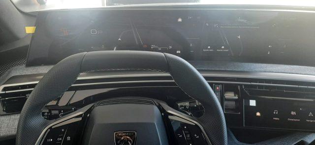 PEUGEOT 3008 Hybrid 136 e-DCS6 GT