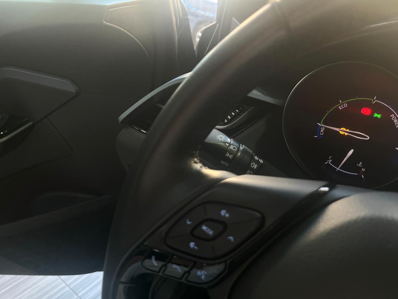 Toyota C-HR 2.0 Full Hybrid 184cv Trend e-cvt Auto ITALIANA