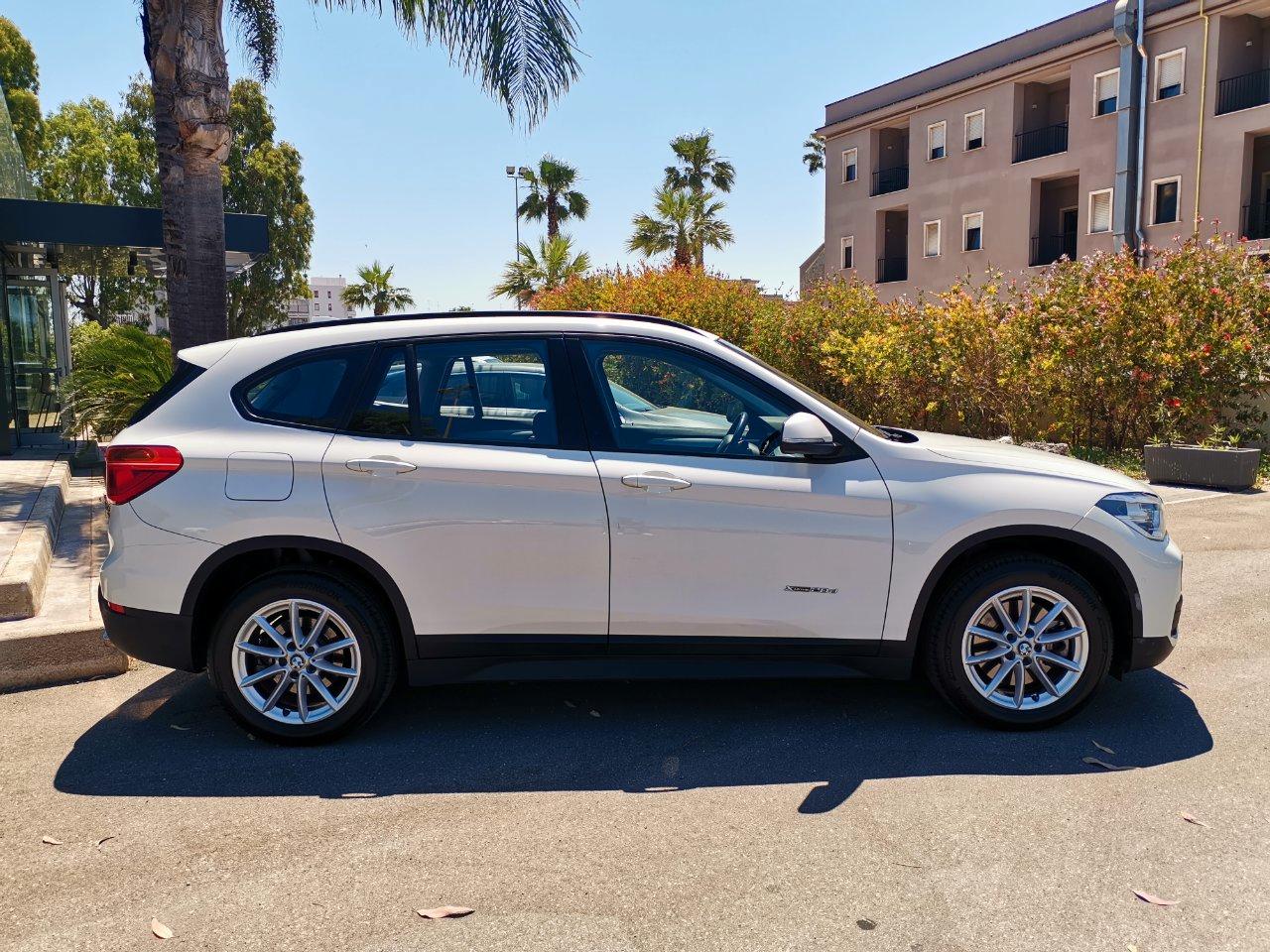BMW X1 xdrive20d Business auto
