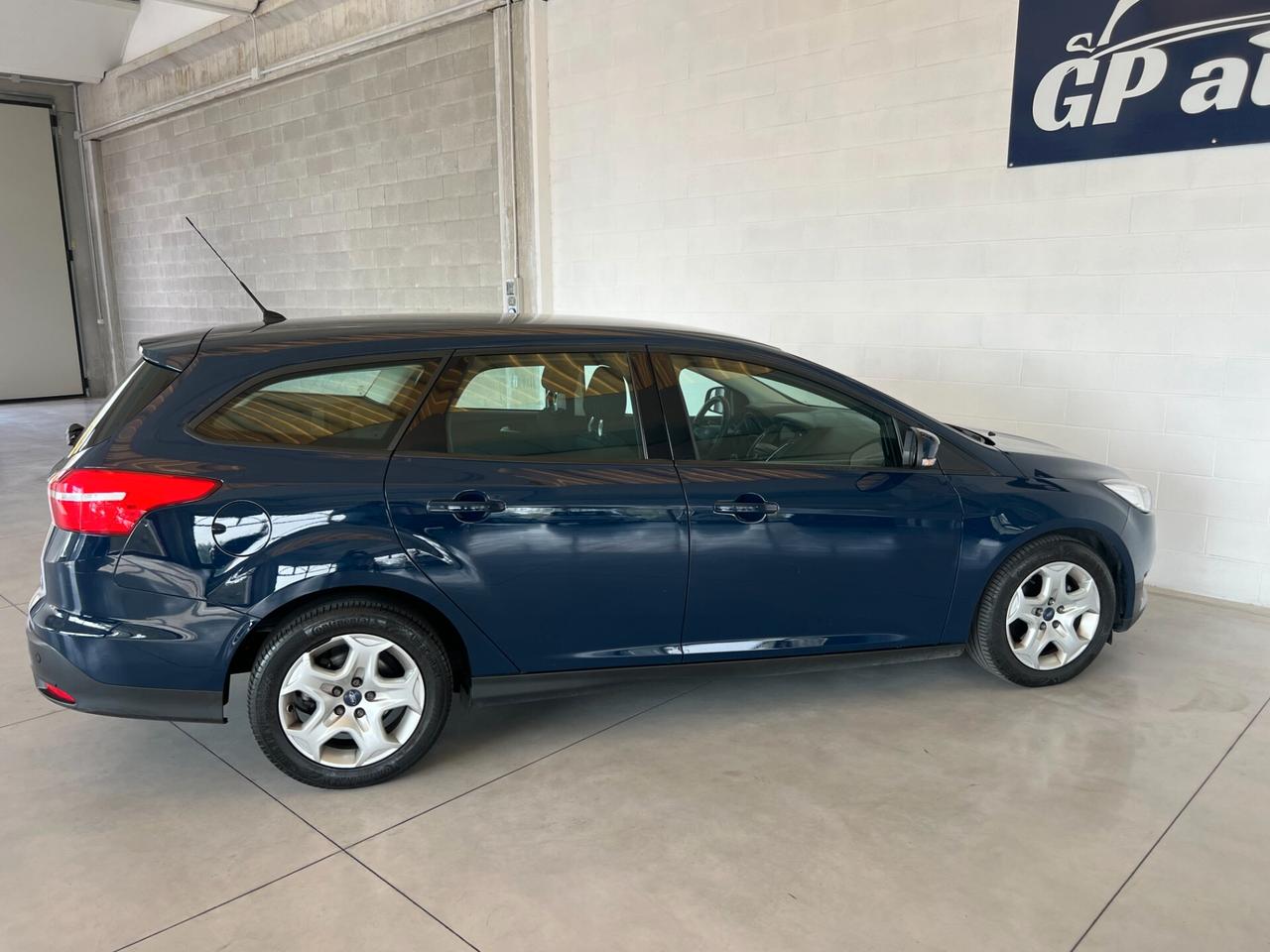 Ford Focus 1.0 EcoBoost 100 CV Start&Stop SW Plus ok neopatentati unico proprietario