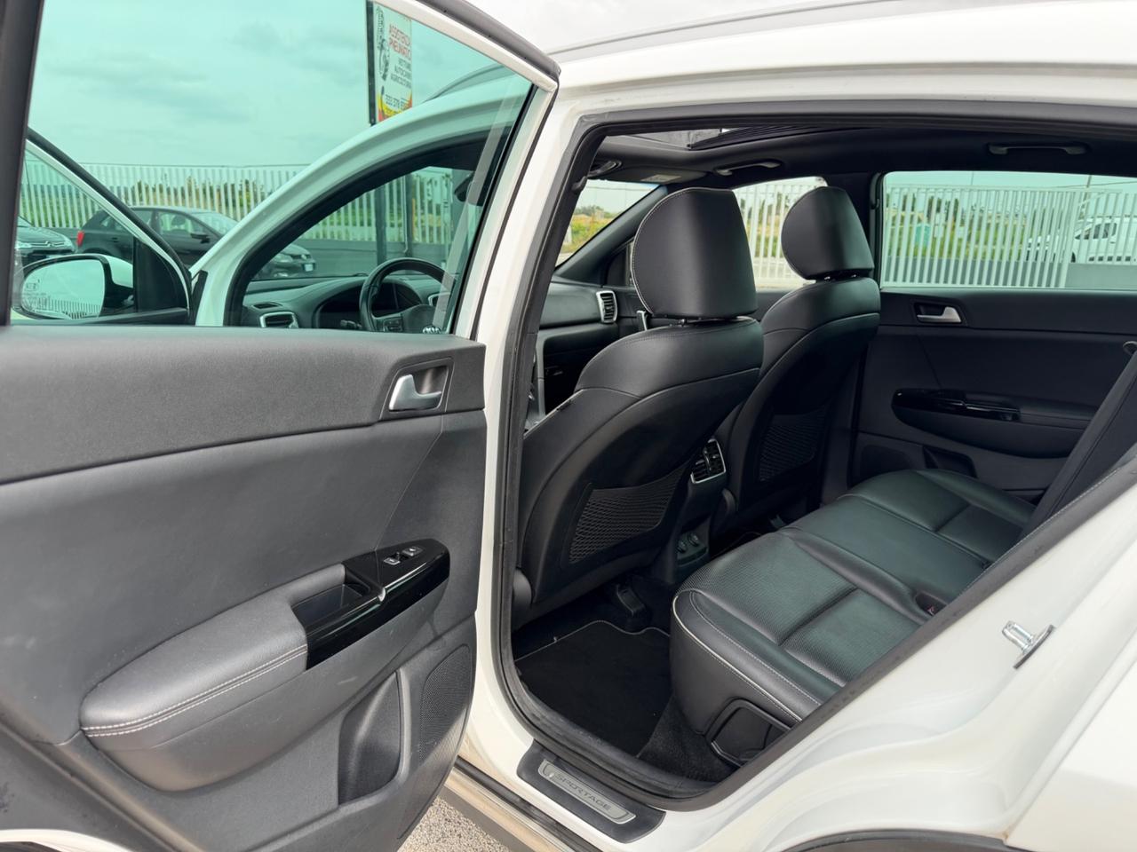 KIA SPORTAGE 1.7 CRD 141 GTLINE FULL TETTO PERLATA