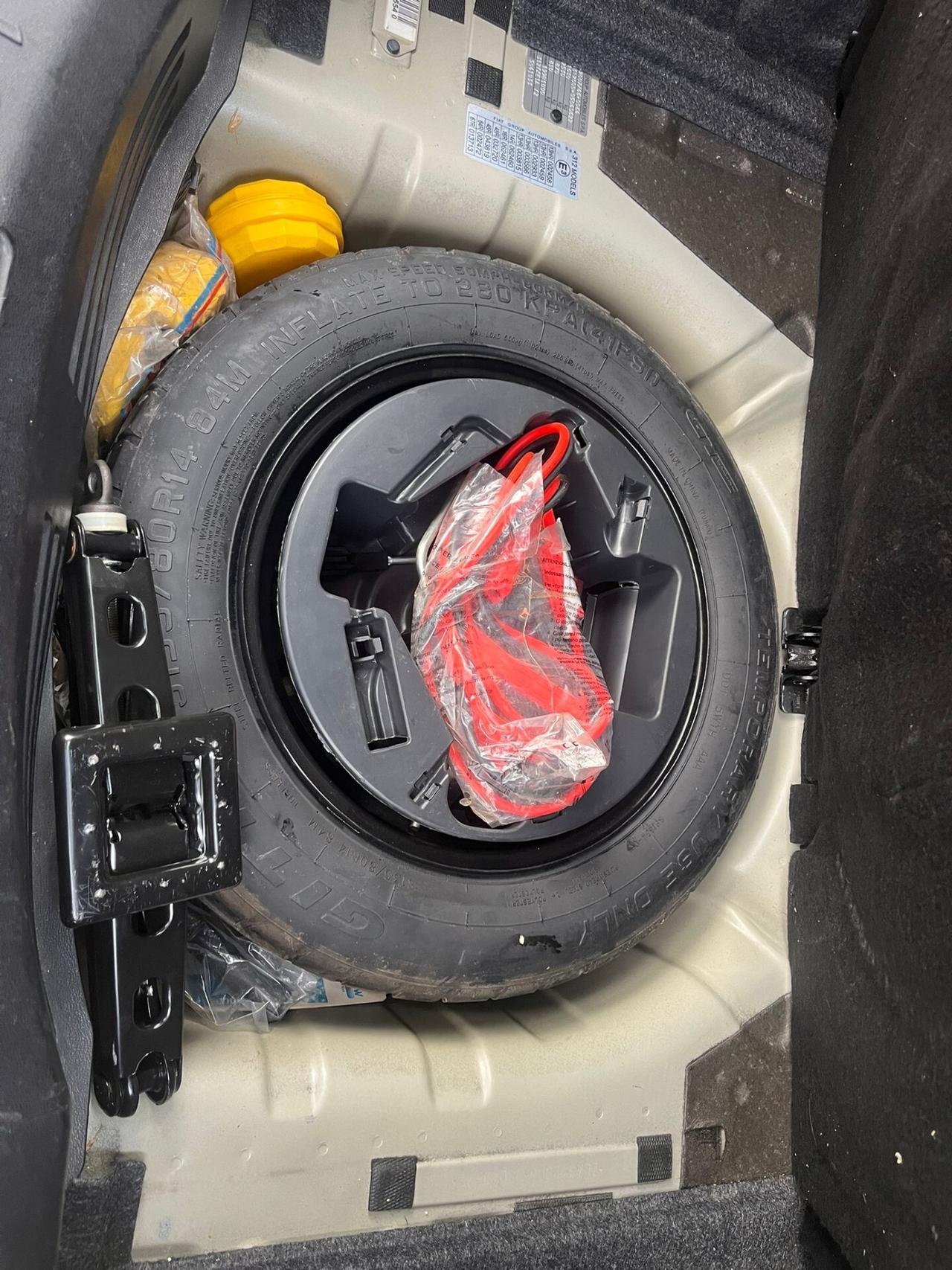 Lancia Ypsilon 1.3 Diesel - Neopatentati