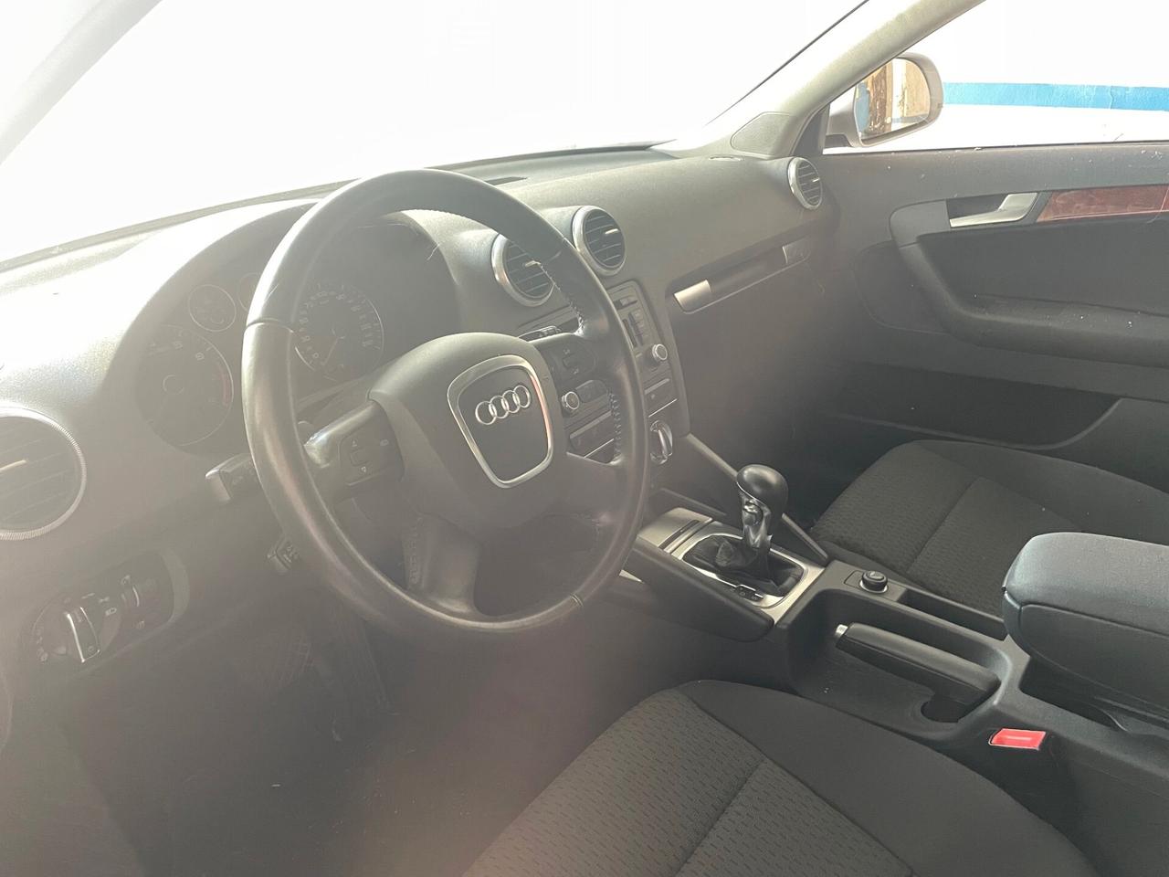 Audi A3 SPB 1.8 TFSI Attraction MOTORE FUSO