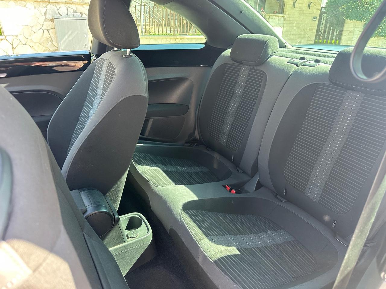 Volkswagen Maggiolino 2.0 TDI Sport BlueMotion Technology