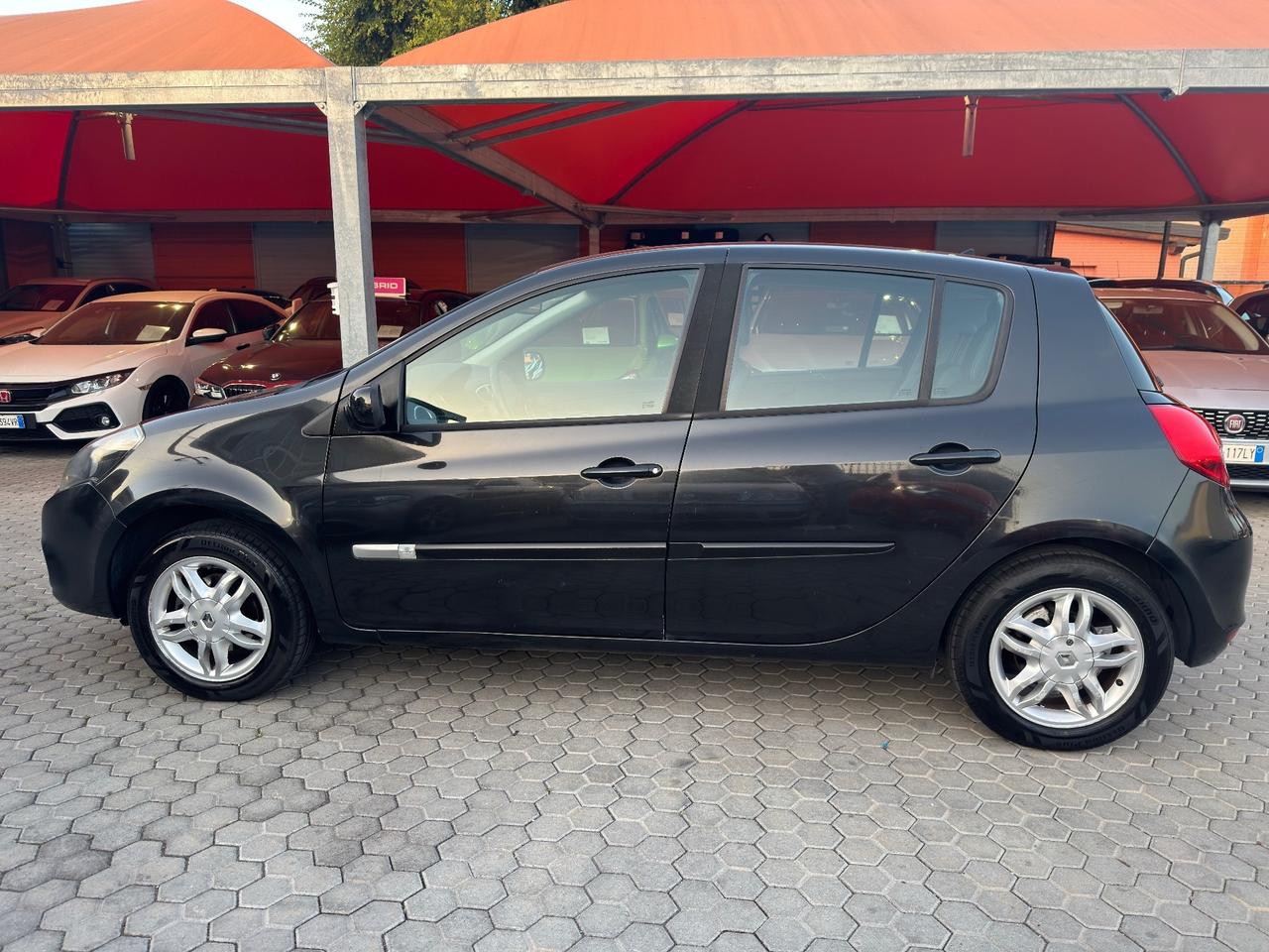 Renault Clio ADATTA A NEOPATENTATI 1.2 16V 5 porte GPL Dynamique