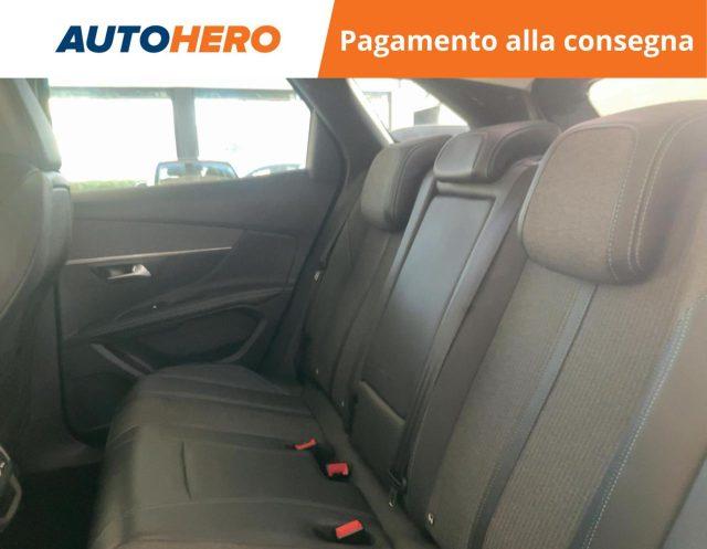 PEUGEOT 3008 Hybrid 225 e-EAT8 Allure Pack