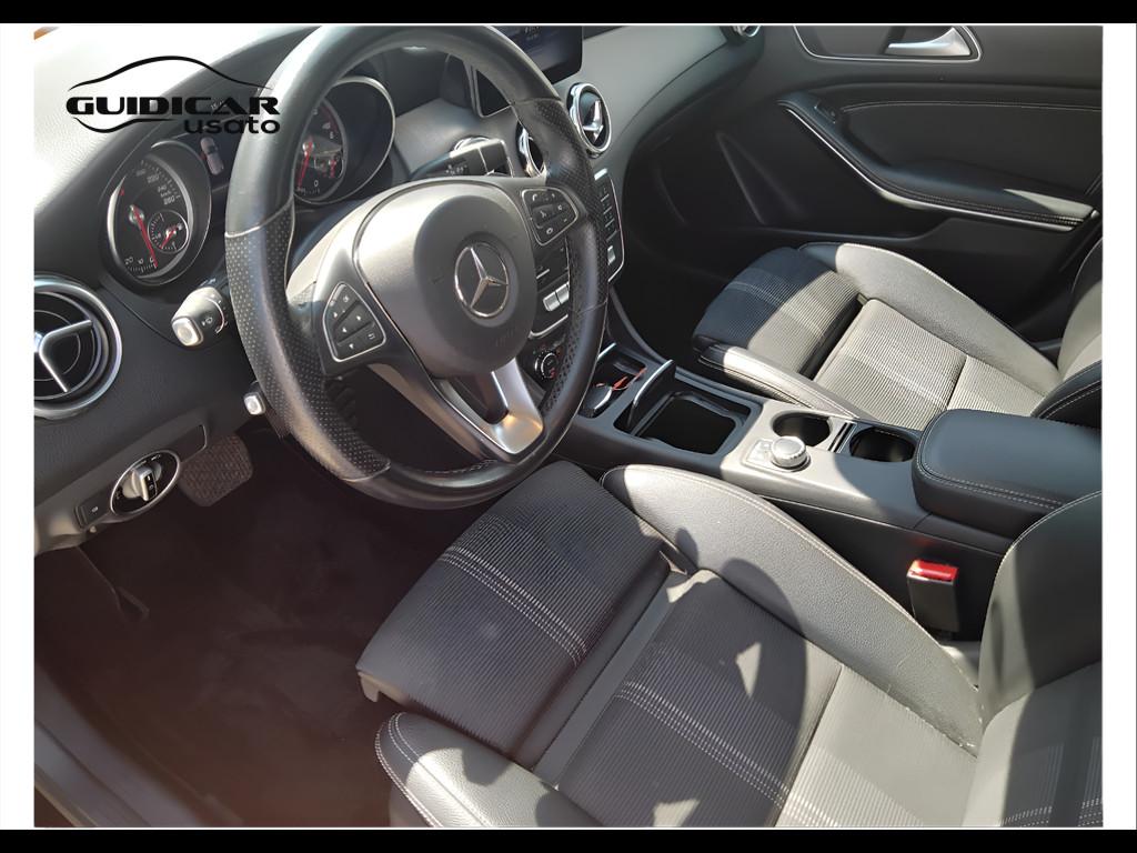 Mercedes-Benz GLA-X156 2017 - GLA 200 d Sport auto