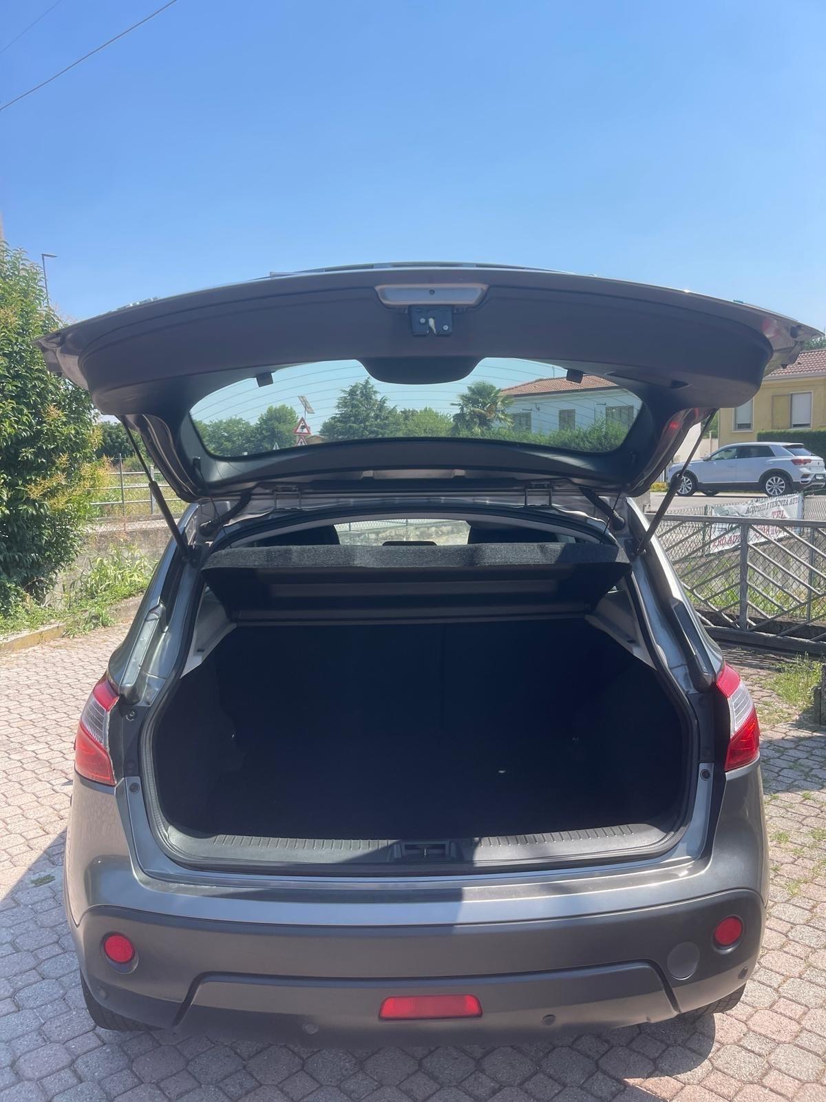 Nissan Qashqai 1.5 dCi DPF Tekna