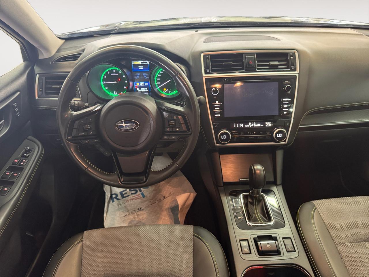 SUBARU Outback 2.5i Free lineartronic