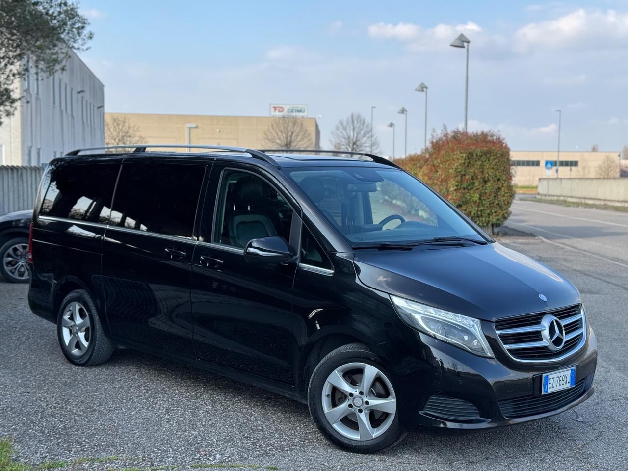 Mercedes V 220 CDI Premium Long 8 Posti