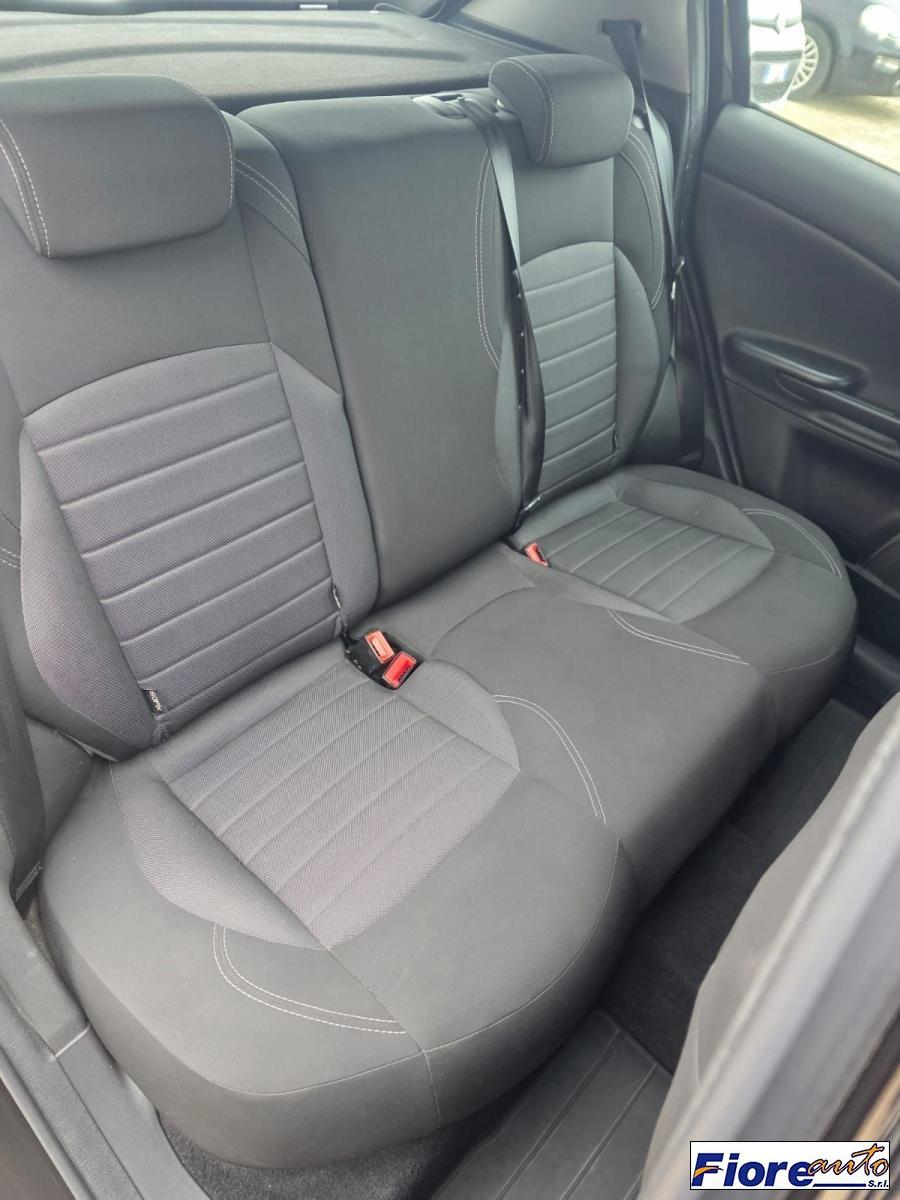 ALFA ROMEO - Giulietta - 1.6 JTDm-2 120 CV Distinctive