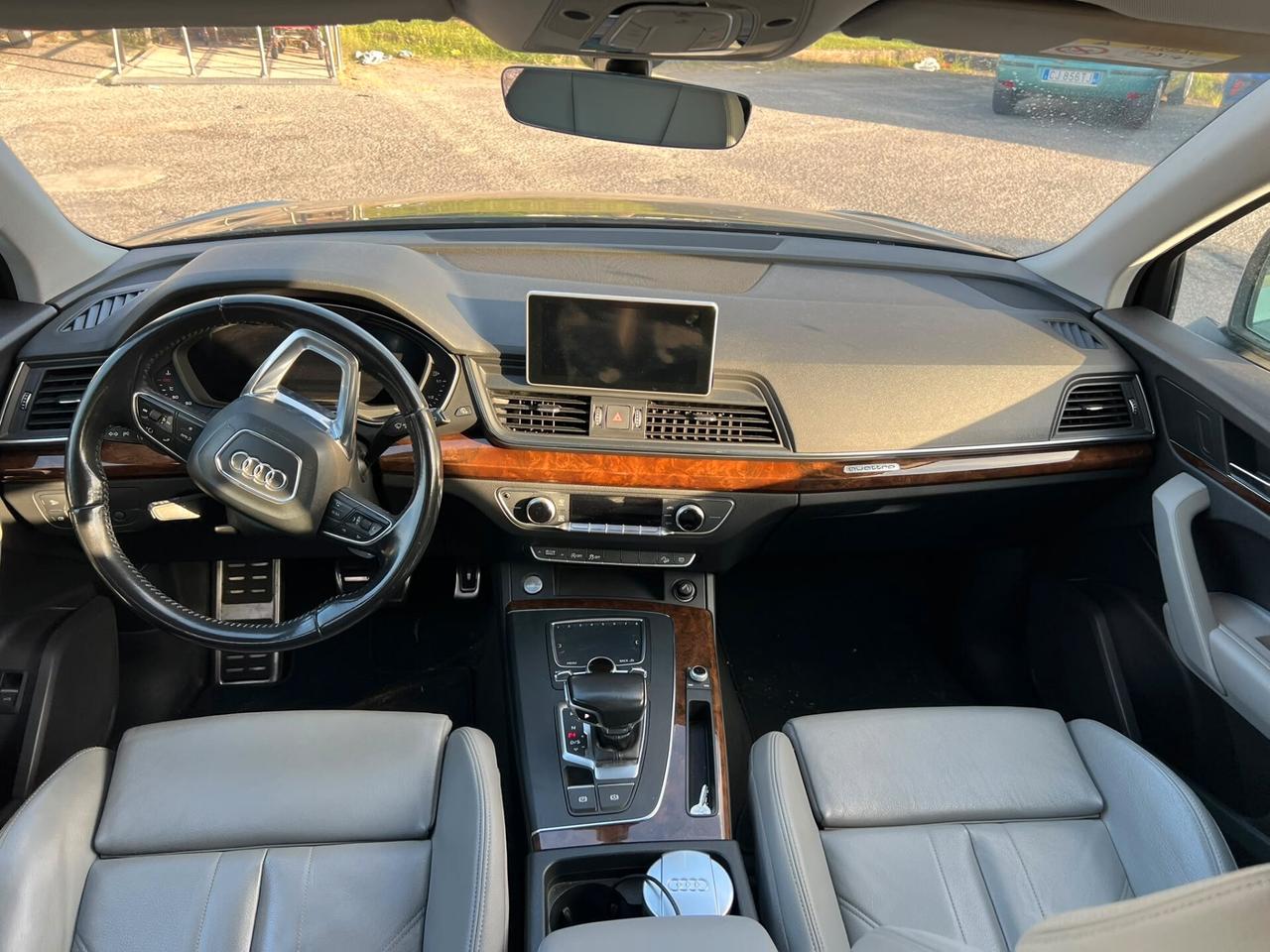 Audi Q5 2.0 TDI quattro S tronic Business Sport