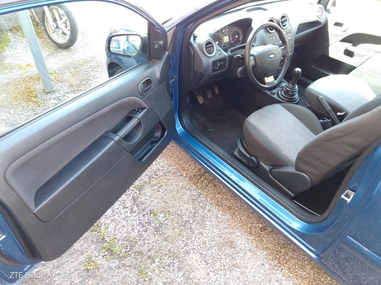 Promo Maggio Ford Fiesta 1.2 16V Ghia LEGGI